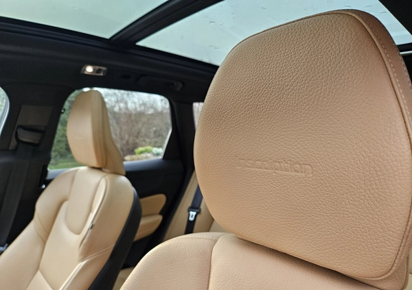 Volvo XC 60 cena 142000 przebieg: 52560, rok produkcji 2020 z Sieraków małe 191